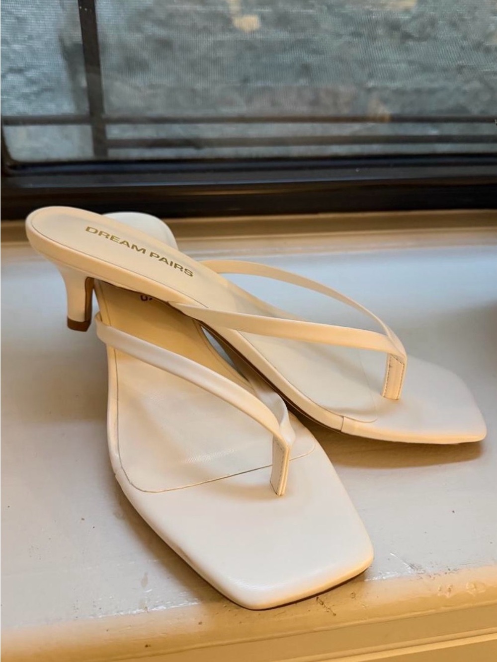 Dream Pairs Cream Square-Toe Kitten Heel Thong Sandals